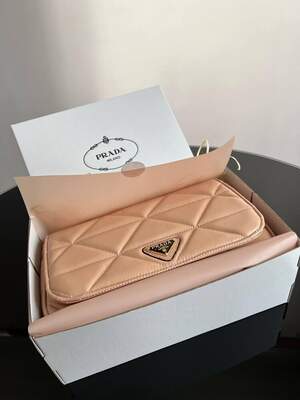 Женская сумка Prada pink 2в1 Прада маленькая сумка на плечо красивая, легкая сумка из эко-кожи