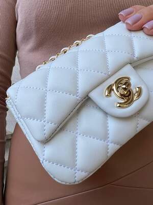 Женская сумка Chanel mini молодежная сумка шанель мини через плечо из мягкой экокожи изящная брендовая сумочка