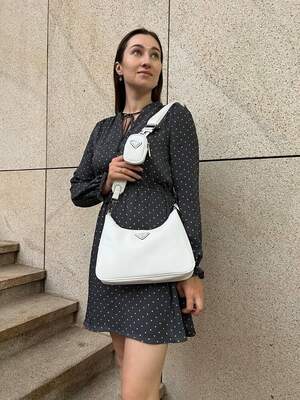 Женская сумка Prada Big Re-Edition White Прада маленькая сумка на плечо красивая, легкая сумка из эко-кожи