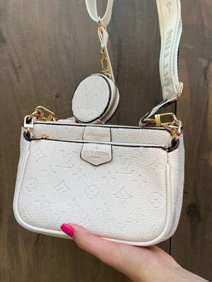 Женская сумка из эко-кожи Луи Виттон Louis Vuitton LV молодежная, брендовая сумка через плечо