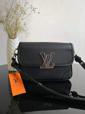 Женская сумка из эко-кожи Луи Виттон Louis Vuitton LV молодежная, брендовая сумка через плечо