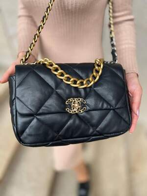 Женская сумка Chanel молодежная сумка шанель через плечо из мягкой экокожи изящная брендовая сумочка