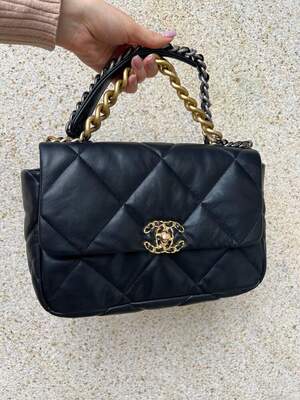 Женская сумка Chanel молодежная сумка шанель через плечо из мягкой экокожи изящная брендовая сумочка